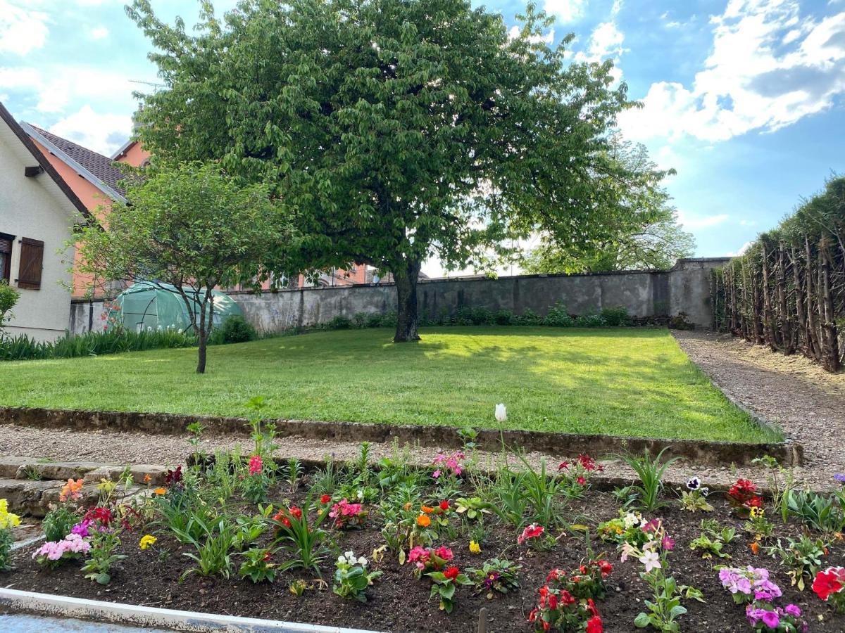 Gite Du Cerisier Raddon-et-Chapendu Buitenkant foto